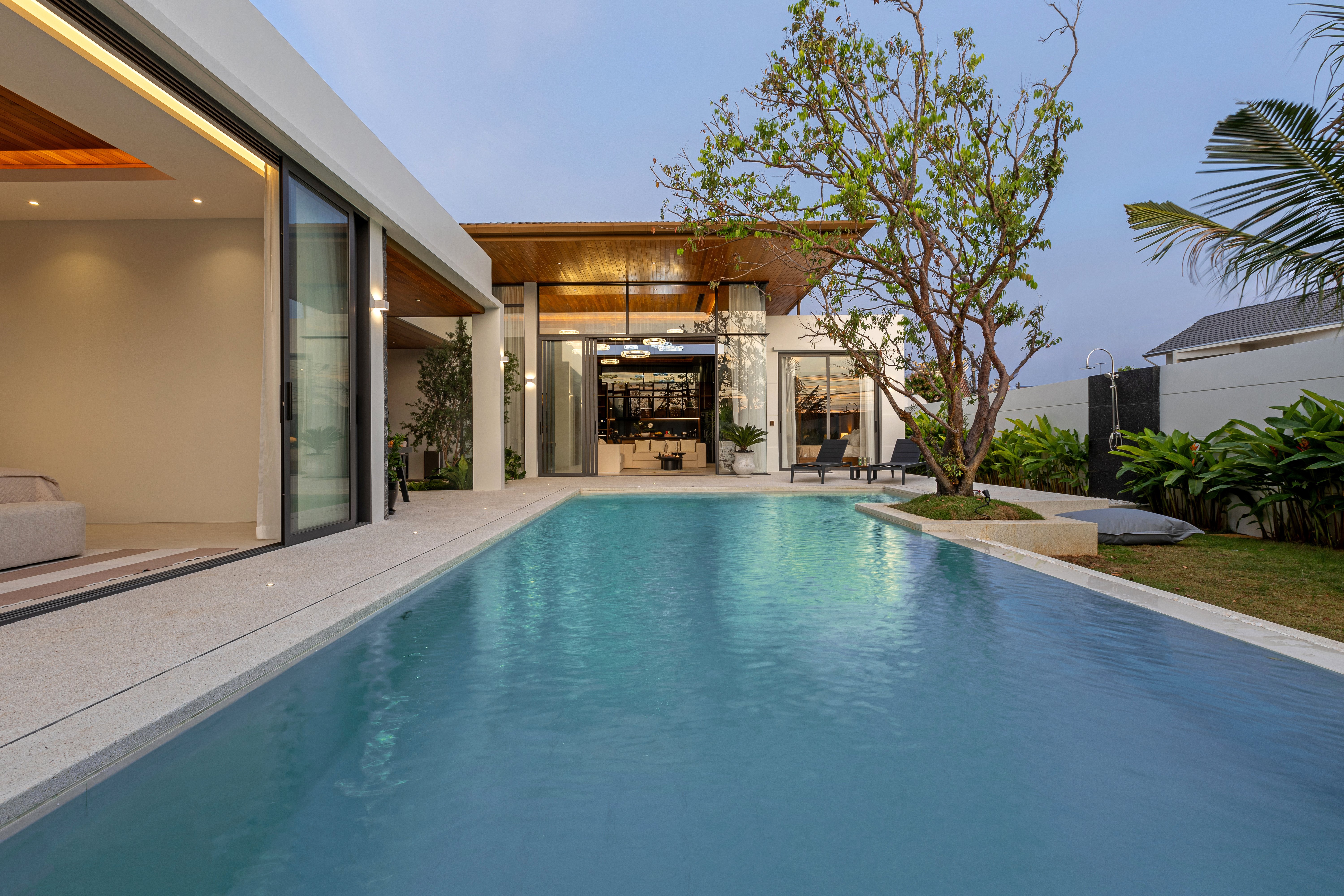 Mouana Serenity Cherng Talay 57